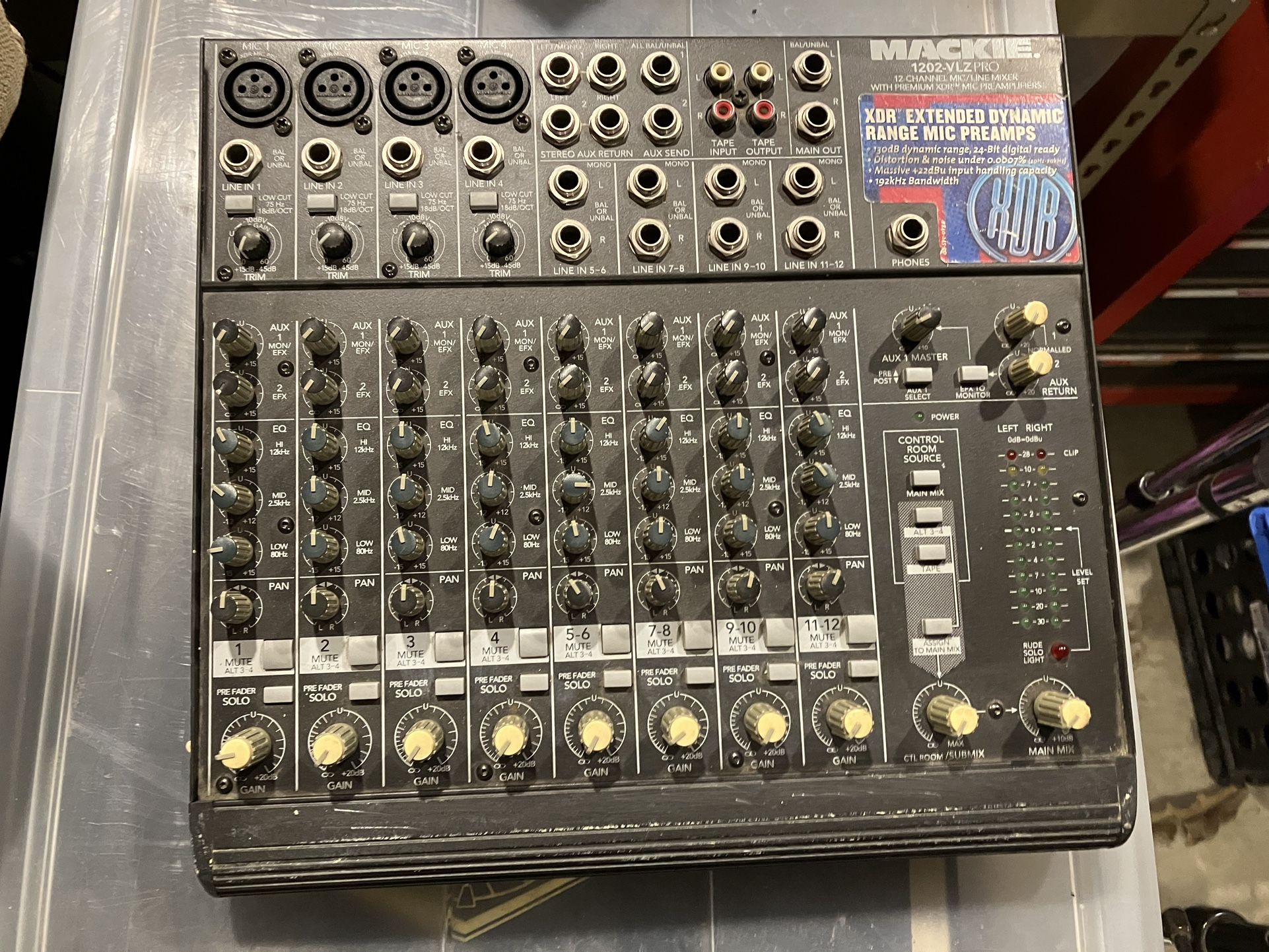 Mackie 1202 VLZ Pro Mixer