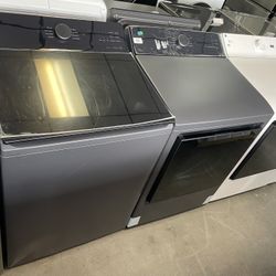 Lg 5.5 Cu Top Load Set In Matte Black - Gas Dryer 