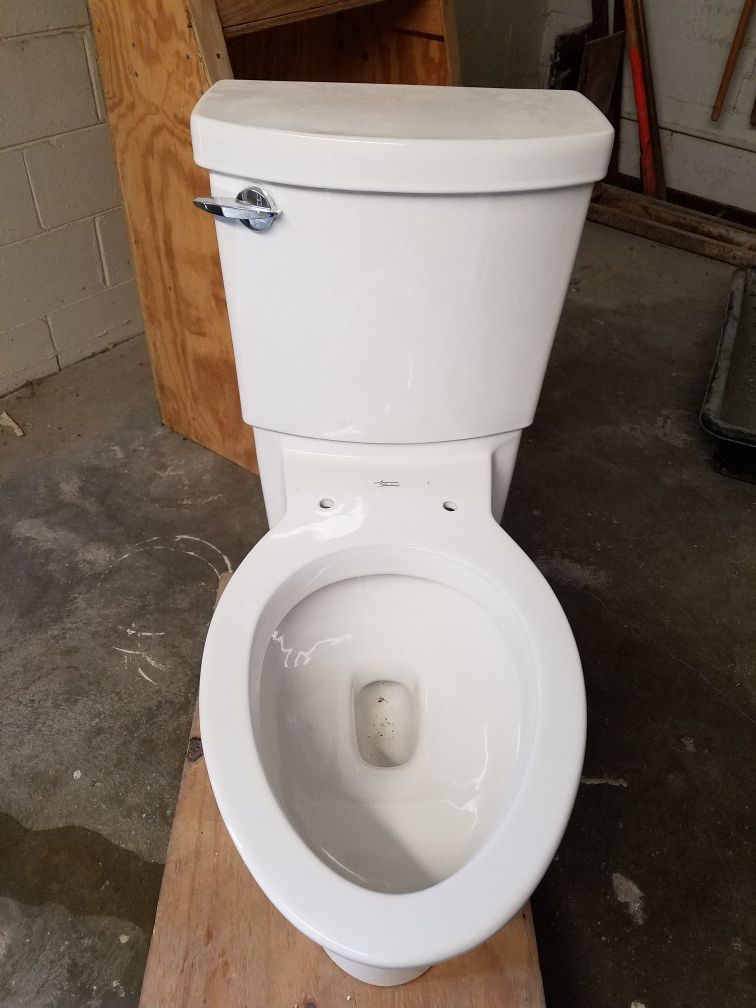 NEW American Standard Toilet