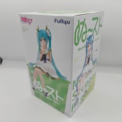 FuRyu Hatsune Miku (Flower Fairy Lily of the Valley) Noodle Stopper Figure