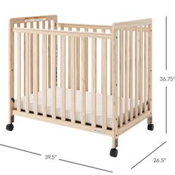  SafetyCraft/ Daycare Crib 