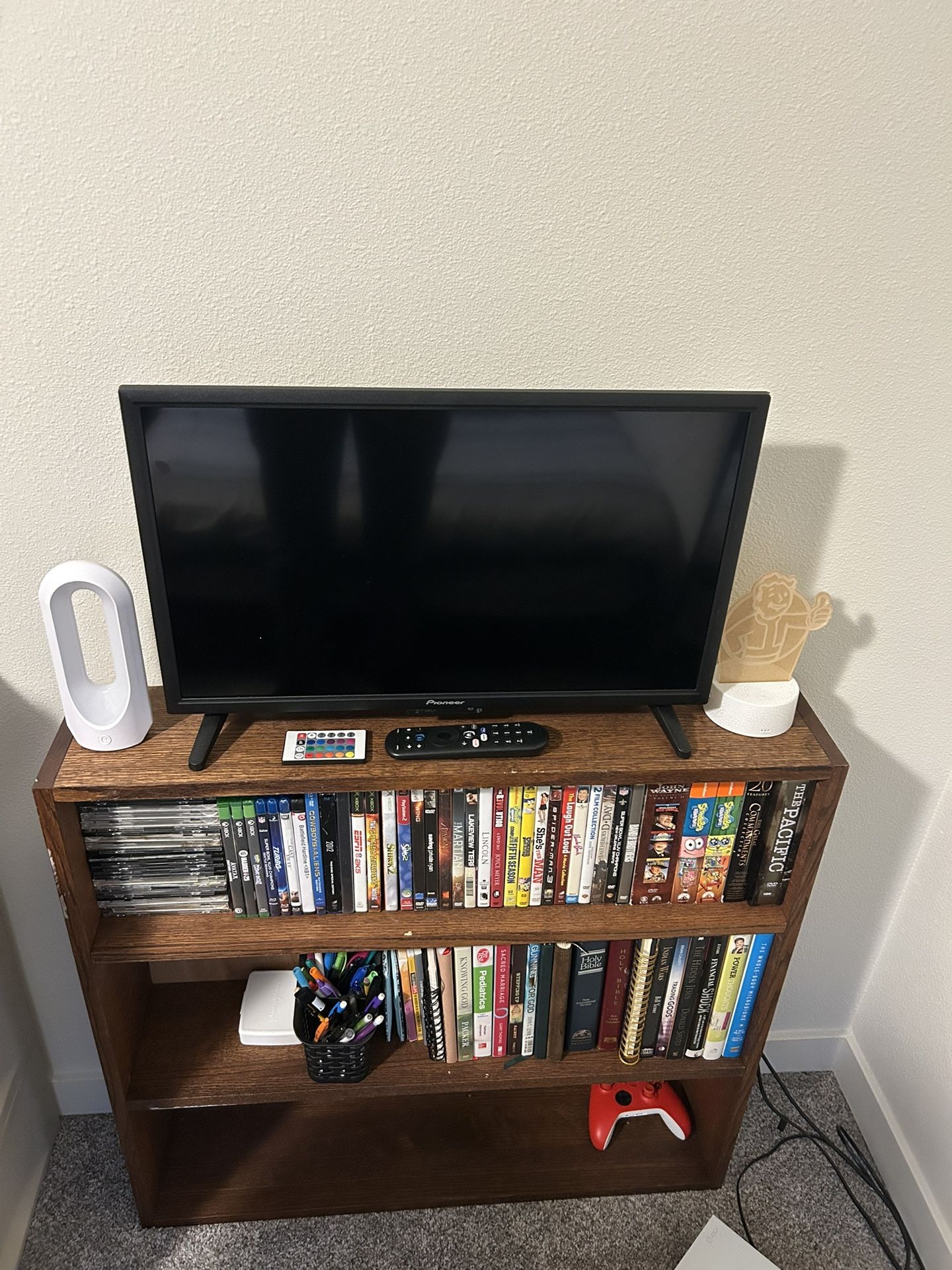 Pioneer 32 inch TV