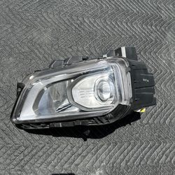 2018 2019 2020 2021 Hyundai Kona Left LH Driver Side Halogen Headlight Lamp OEM