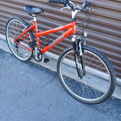 Diamondback Sorrento women's bike