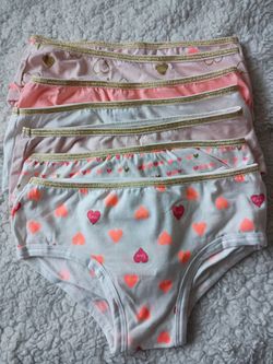 Girl's Underwear Size Medium 7/8