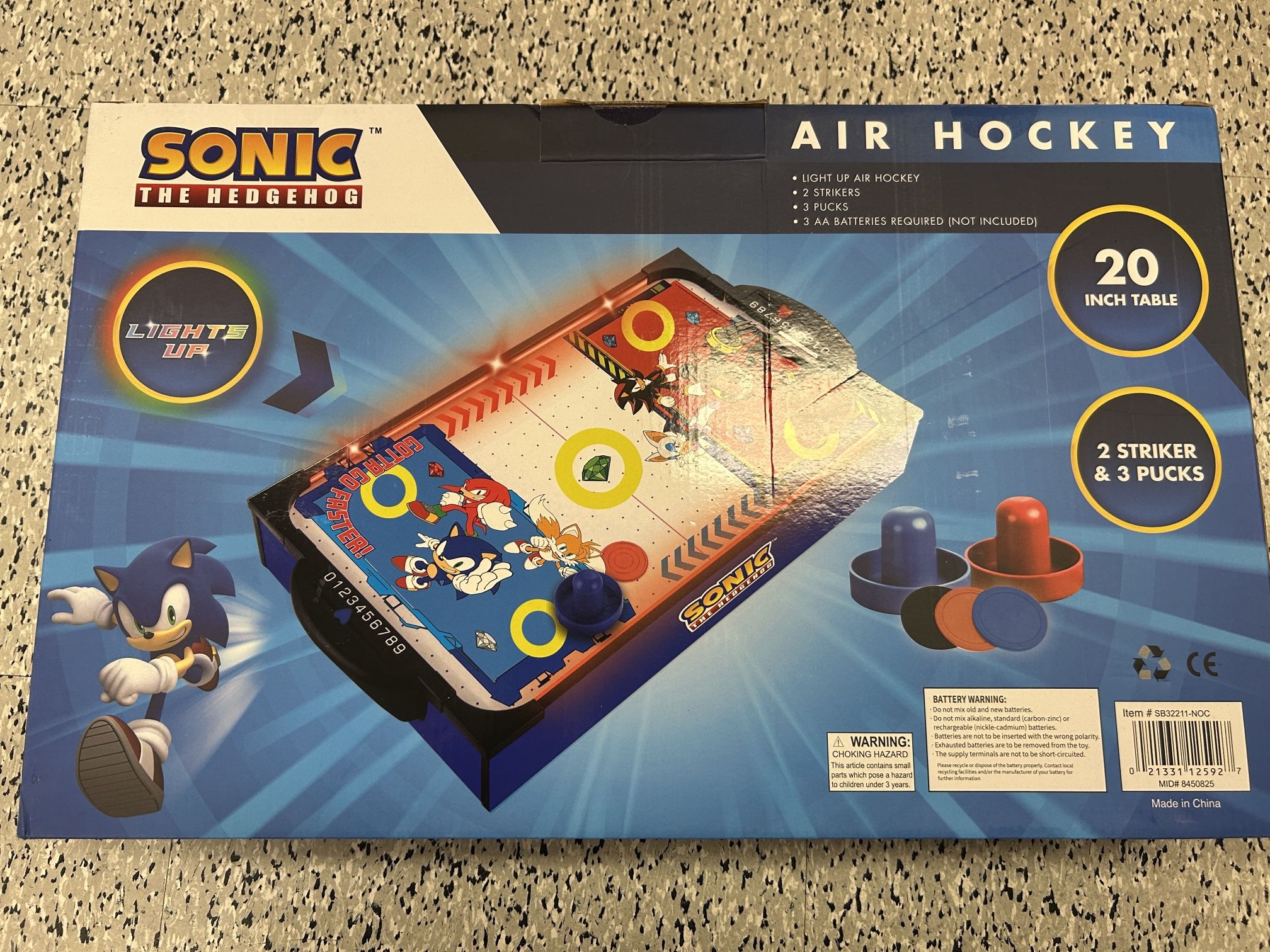 NWT Sonic the Hedgehog light up Air Hocke