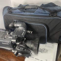Panasonic AG-HPX370P Professional Camcorder W/ Fujinon XT17X4.5BRM4-K14 Lens