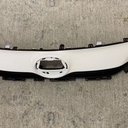 Toyota Grill 21-24 Venza