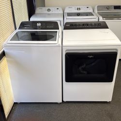 Whirlpool Washer Dryer Set $575