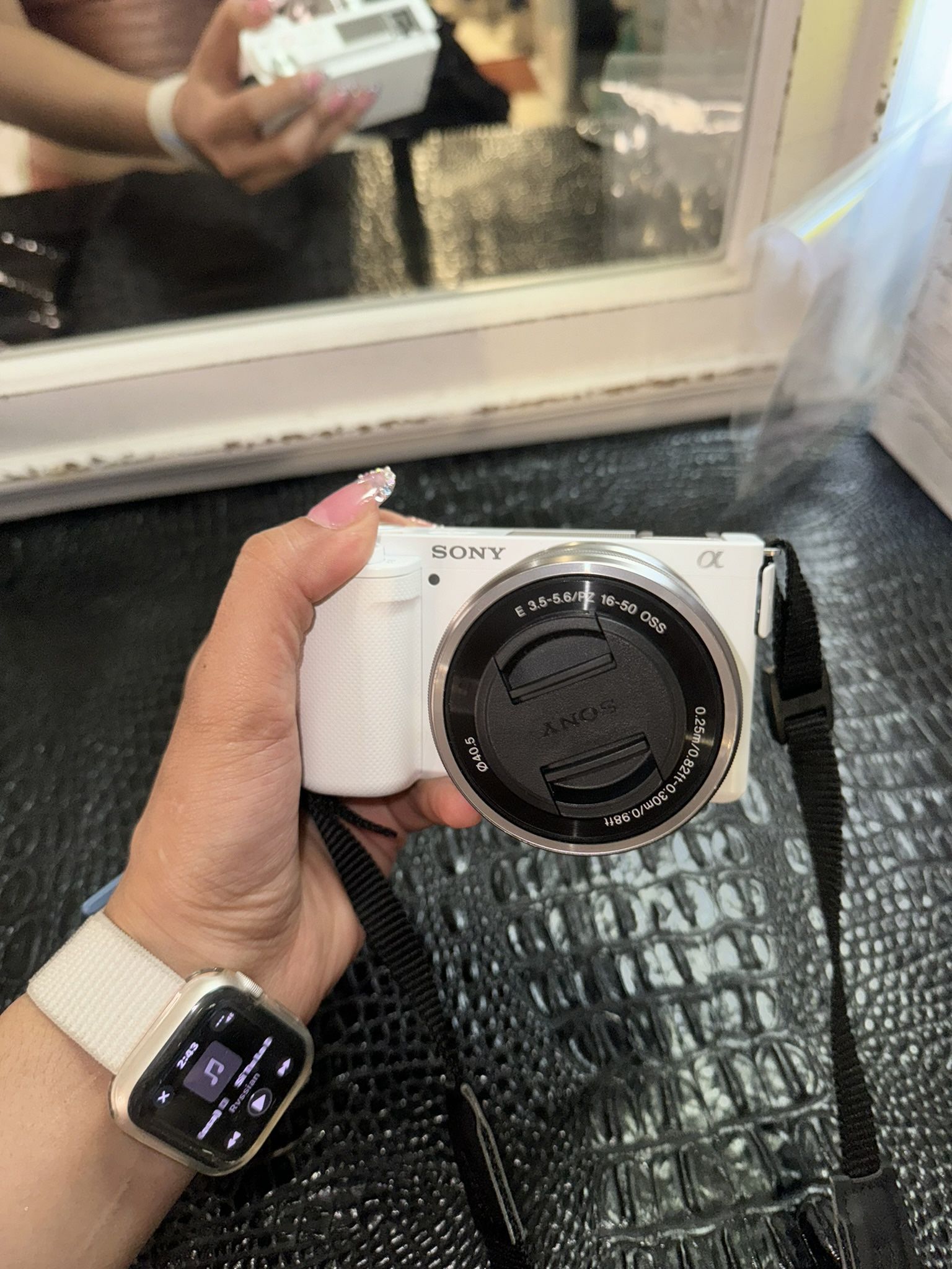 Sony ZV-E10 Vlogger Camera 