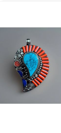 Elegant Ethnic Tibetan & Navajo Style Nature Theme Handcrafted Silver & Stones Pendant 47grams