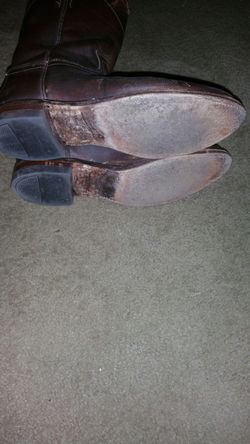 Justin cowboy boots size 9