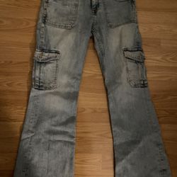 Aeropostale flare cargo jeans