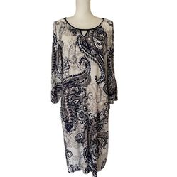 New Chico's Woman’s Gray/White Dress, Sz 3