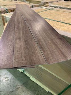 Need to sale 3500 sq ft Vinyl floor fast. Willing to take a lost. Paid 18k willing to take half.