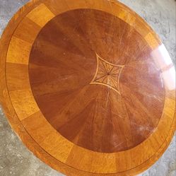Wood Table Rounded FREE