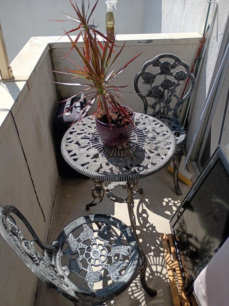 Patio Furniture 