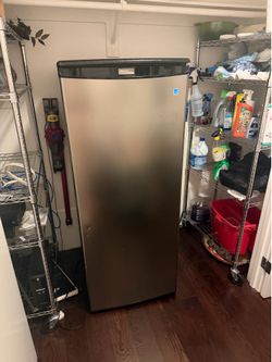 Danby 8.5 Cu. Ft. Upright Freezer
