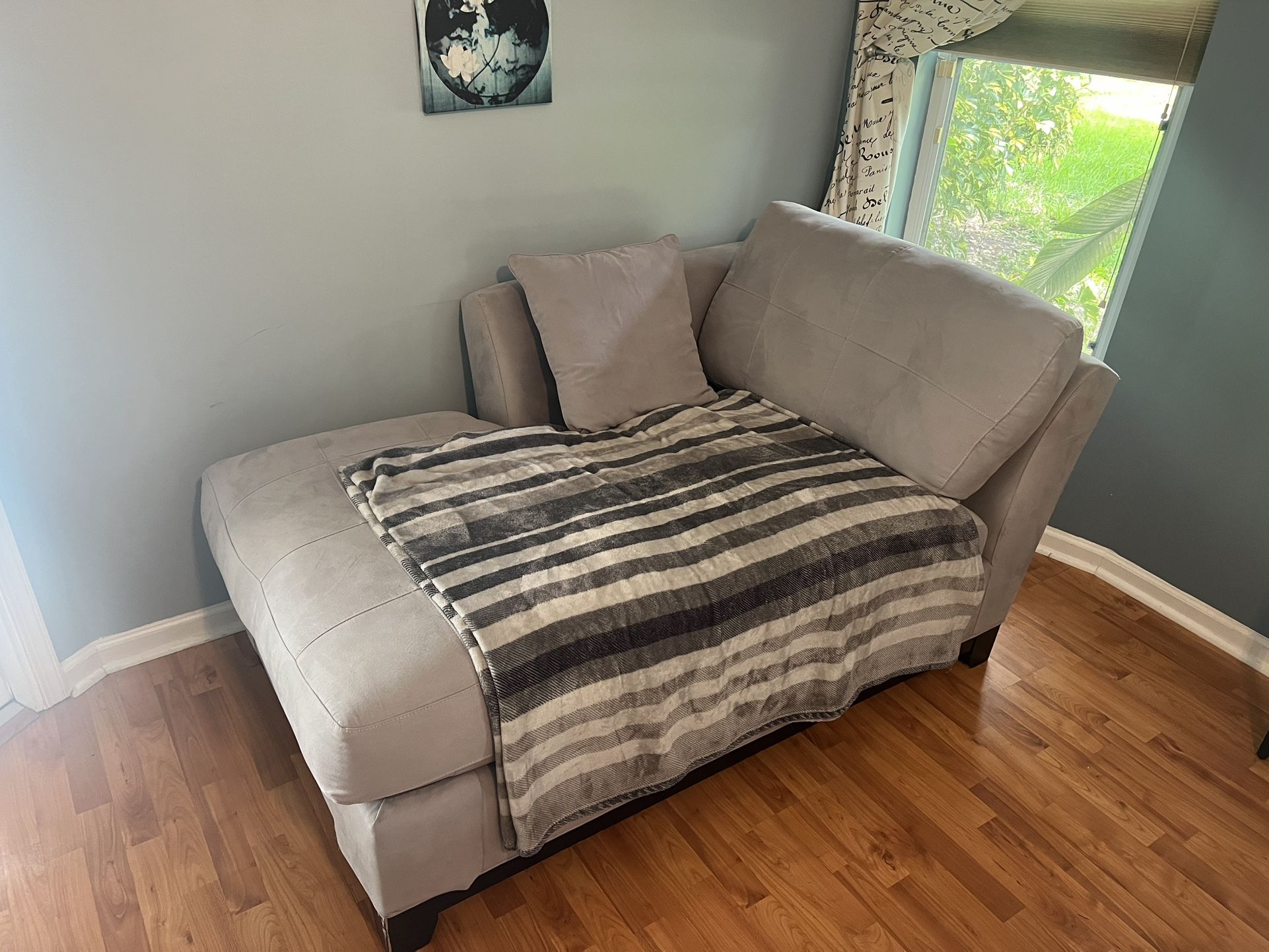Chaise