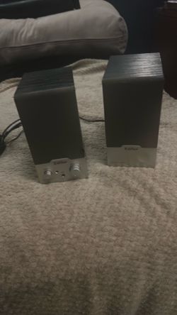 Edifier R18 2.0 multimedia speaker