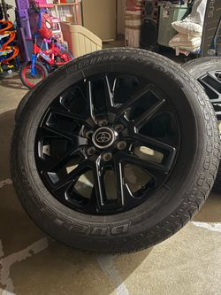 Toyota Tundra Rims and Tires