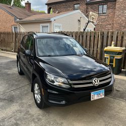 2015 Volkswagen Tiguan- 2.0 TSI AWD