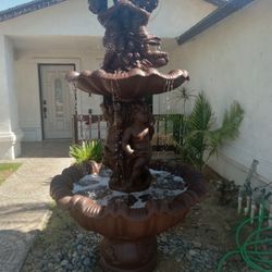 8 Foot Water Fountain