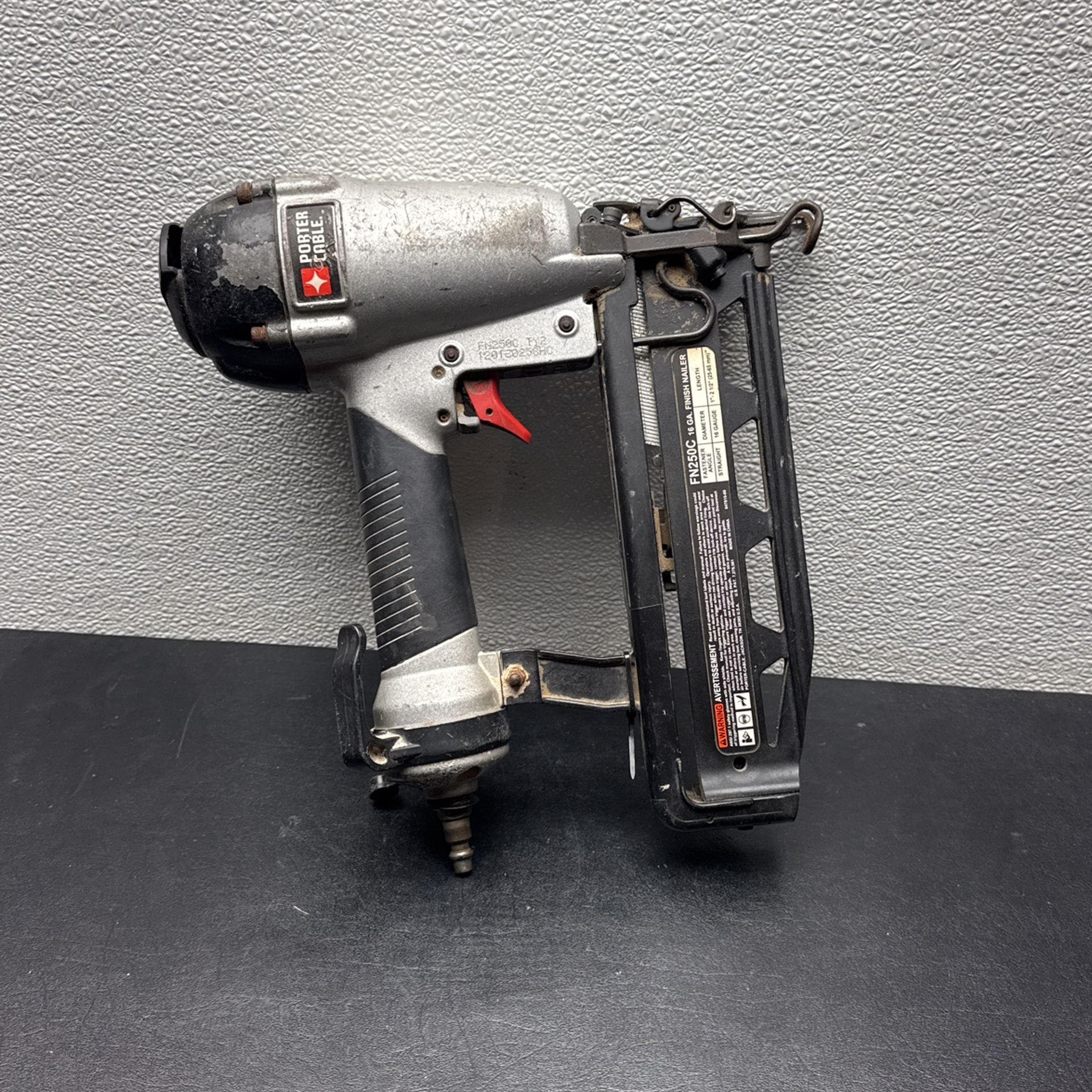 Porter-Cable FN250C 16-Gauge Finish Nailer