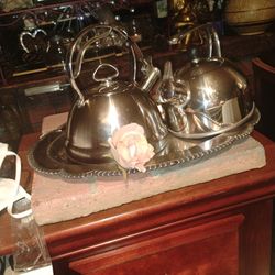 Tea kettles &tray $50 firm price local pickup fcfs