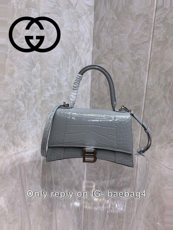 Balenciaga Hourglass Bags 23 never been worn