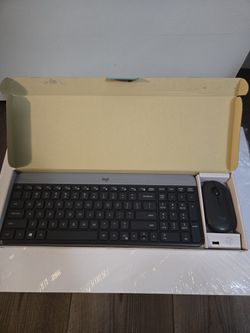 Wireless Keyboard/ Mouse Slim Combo MK470