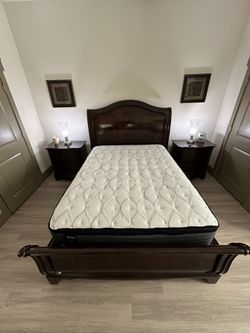 Queen Bedroom Set with Queen Mattress/Boxspring