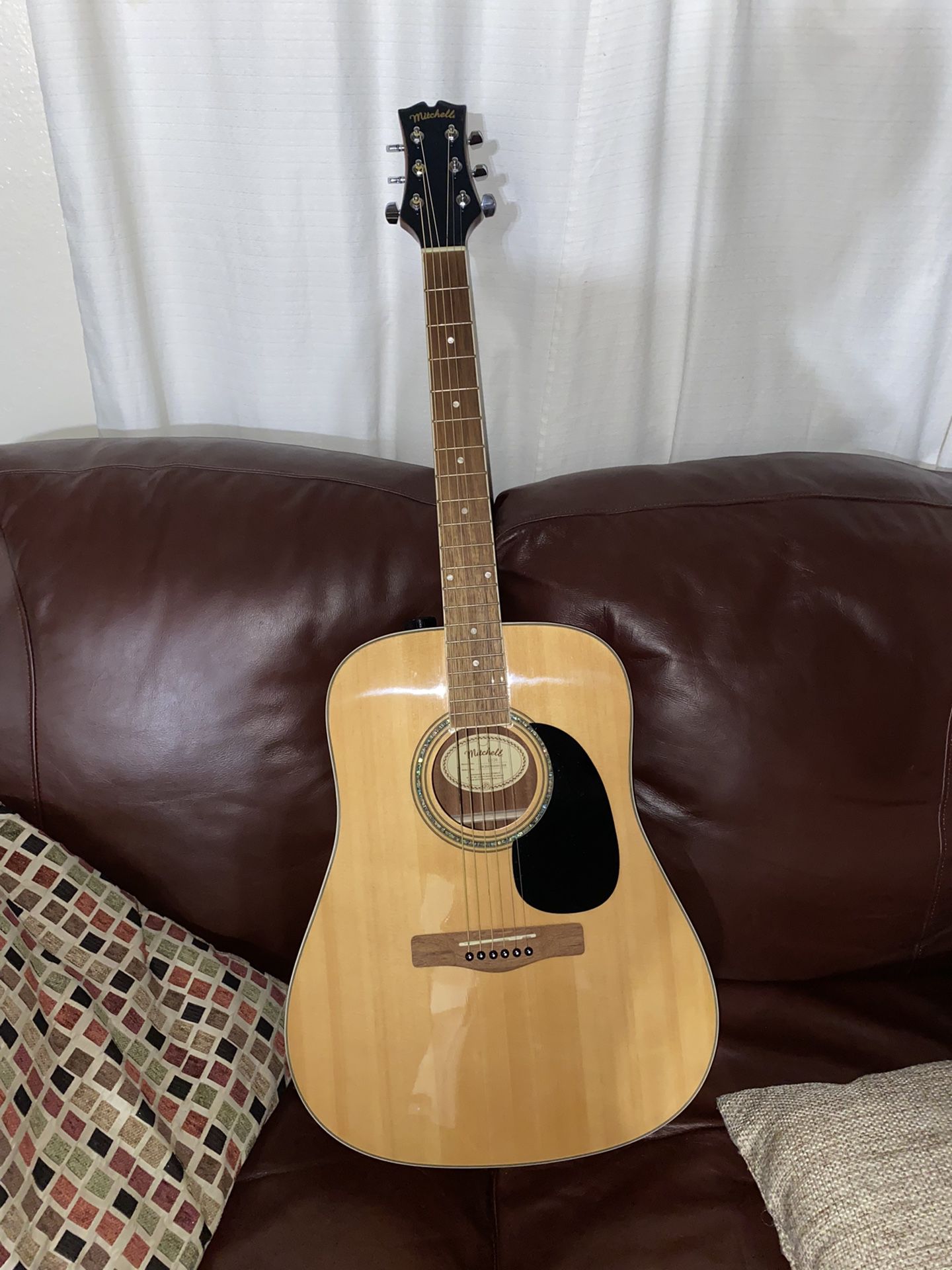 Mitchell Guitar 6 String Model D120 