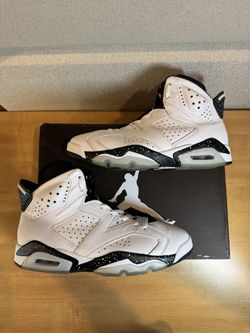 Jordan 6 Reverse Oreo Sz 8.5
