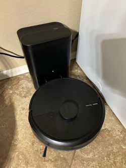 iRobot Roomba Vacuum & Mop 2 in 1