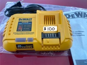 Brand new Dewalt 20/60 volt  8 amp fast charger 🔌