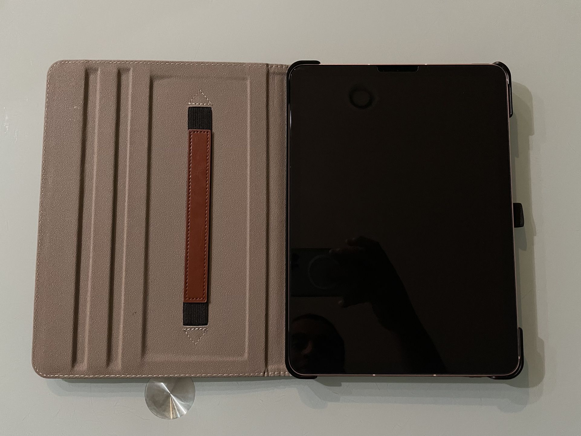 Latest iPad Air Work + Cellular