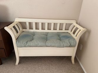 Bench seat
