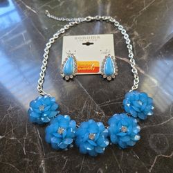 Silver Tone White Rhinestone Studded Turquoise Blue Color Acrylic Floral Collar Necklace With Matching Pierced Earrings
