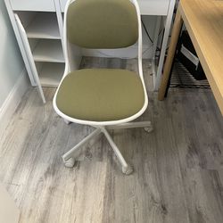 IKEA Roller Office Chair (green)