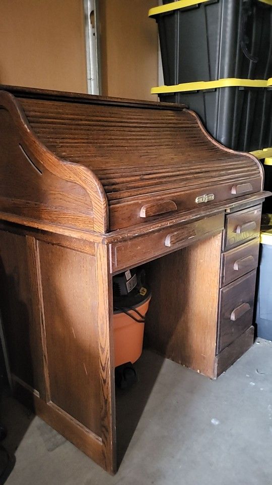Oak Rolltop Desk