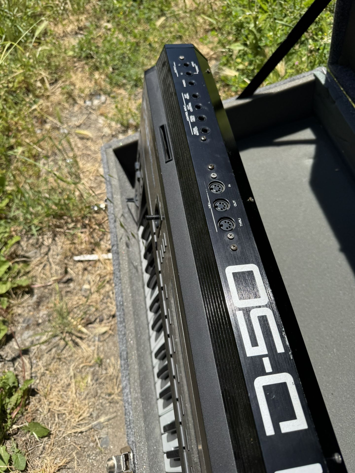 Roland D50