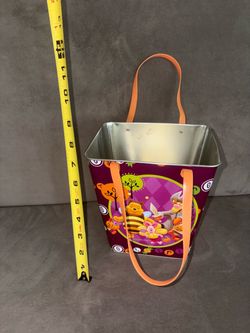 Disney Winnie the Pooh Halloween Tin Bucket