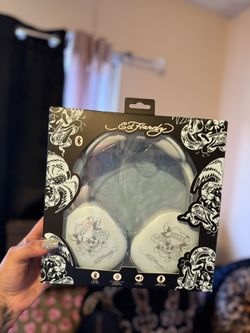 Ed hardy headphones Baby Blue