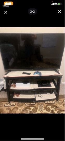 Free Tv and Tv stand