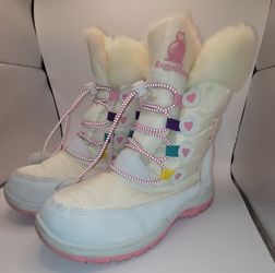 Girls Snow Boots, Size 4
