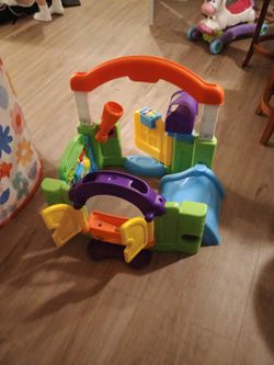 Lil Tykes Activity Set