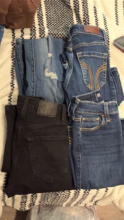 000 S Hollister flare jeans
