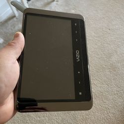 Vizio 7" Led LCD Portable TV Model No. VMB070