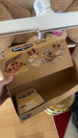 Chicken nugget fuggler